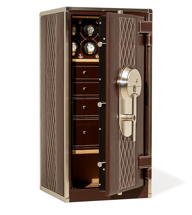 Safe with hinges on the right side so door swings left to right while facing the safe